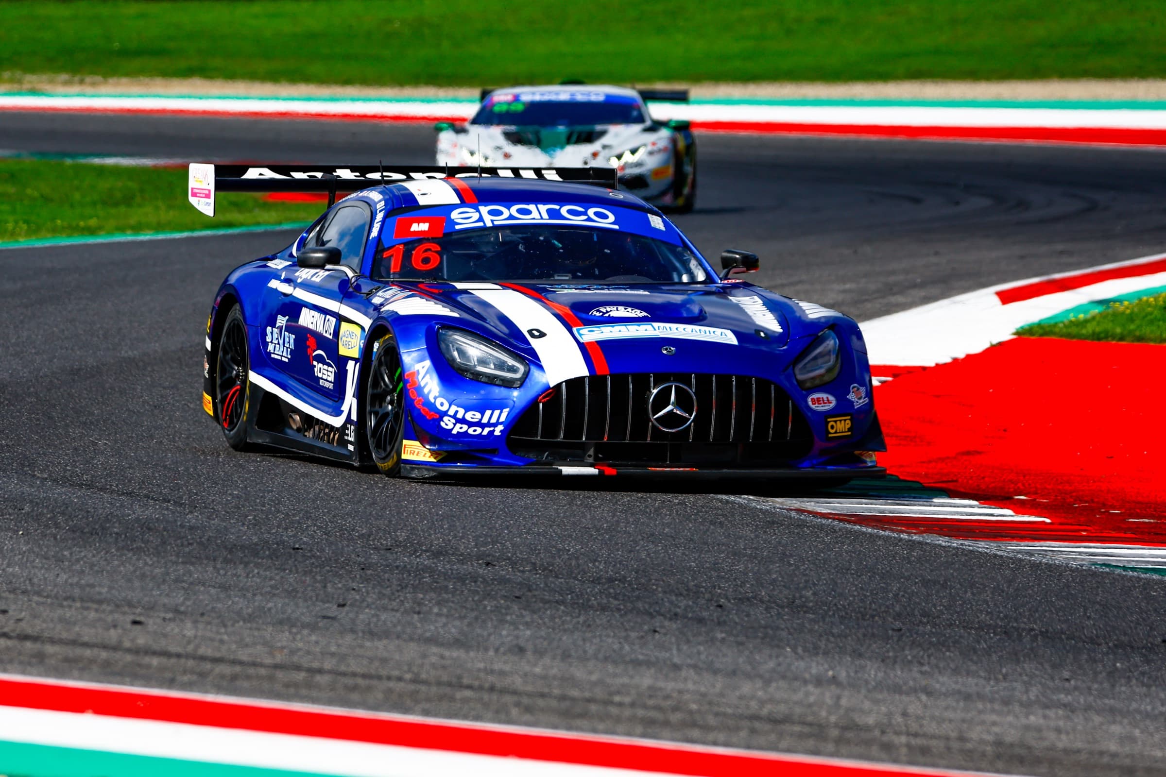 Mercedes-AMG GT3 Sparco en piste à Mugello